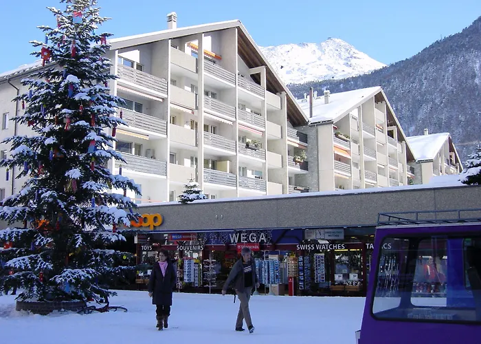 ハウス ビクトリア A アパート *