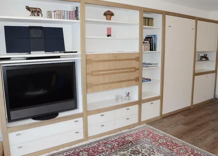 ハウス ビクトリア A アパート *